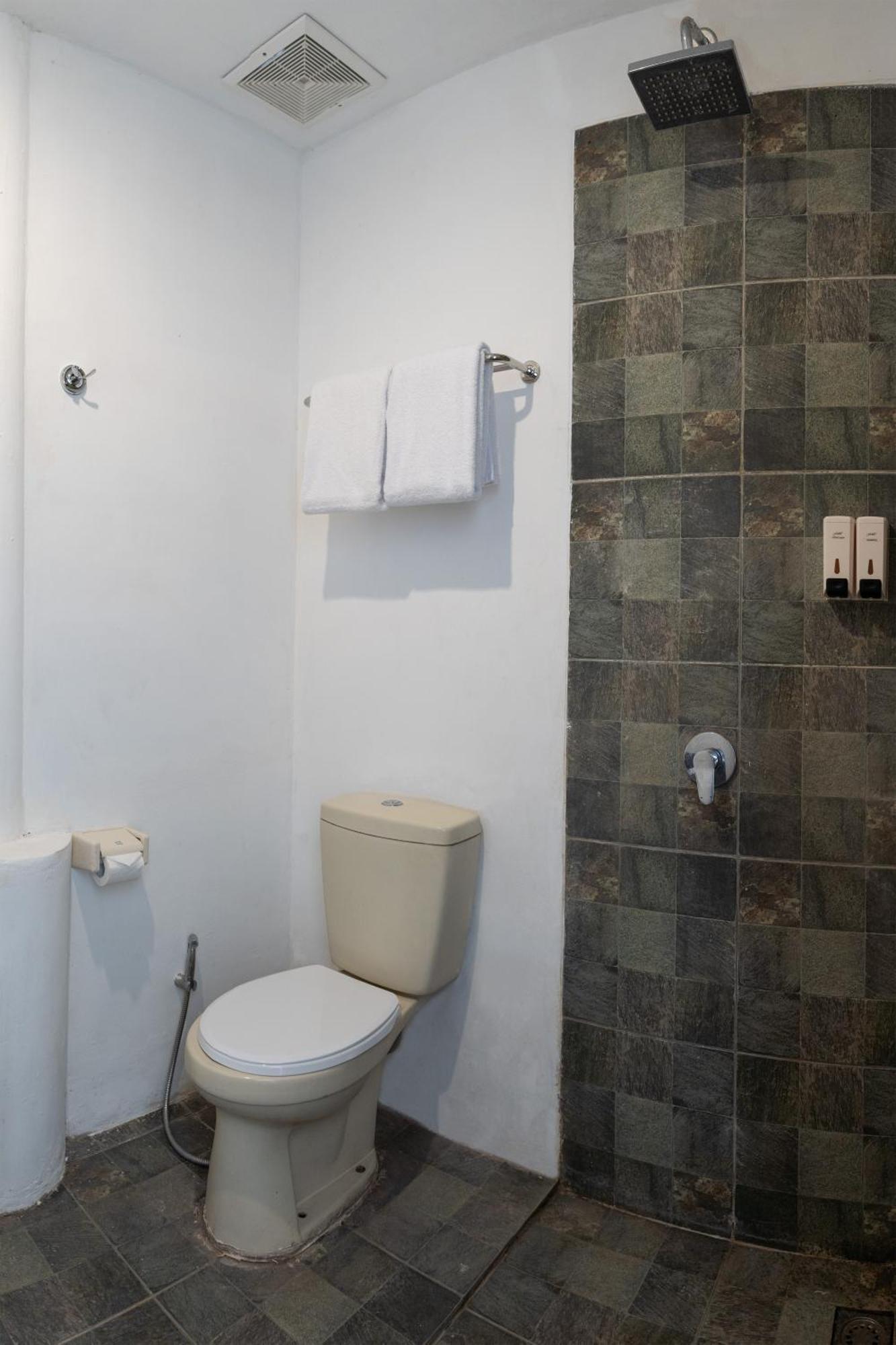 Attara Inn سينغيغي المظهر الخارجي الصورة