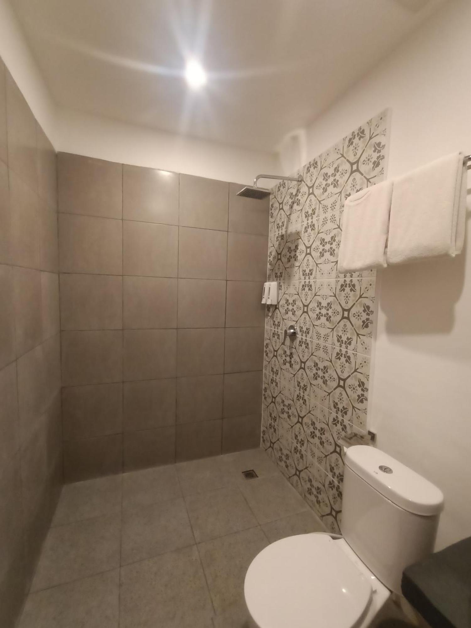 Attara Inn سينغيغي المظهر الخارجي الصورة